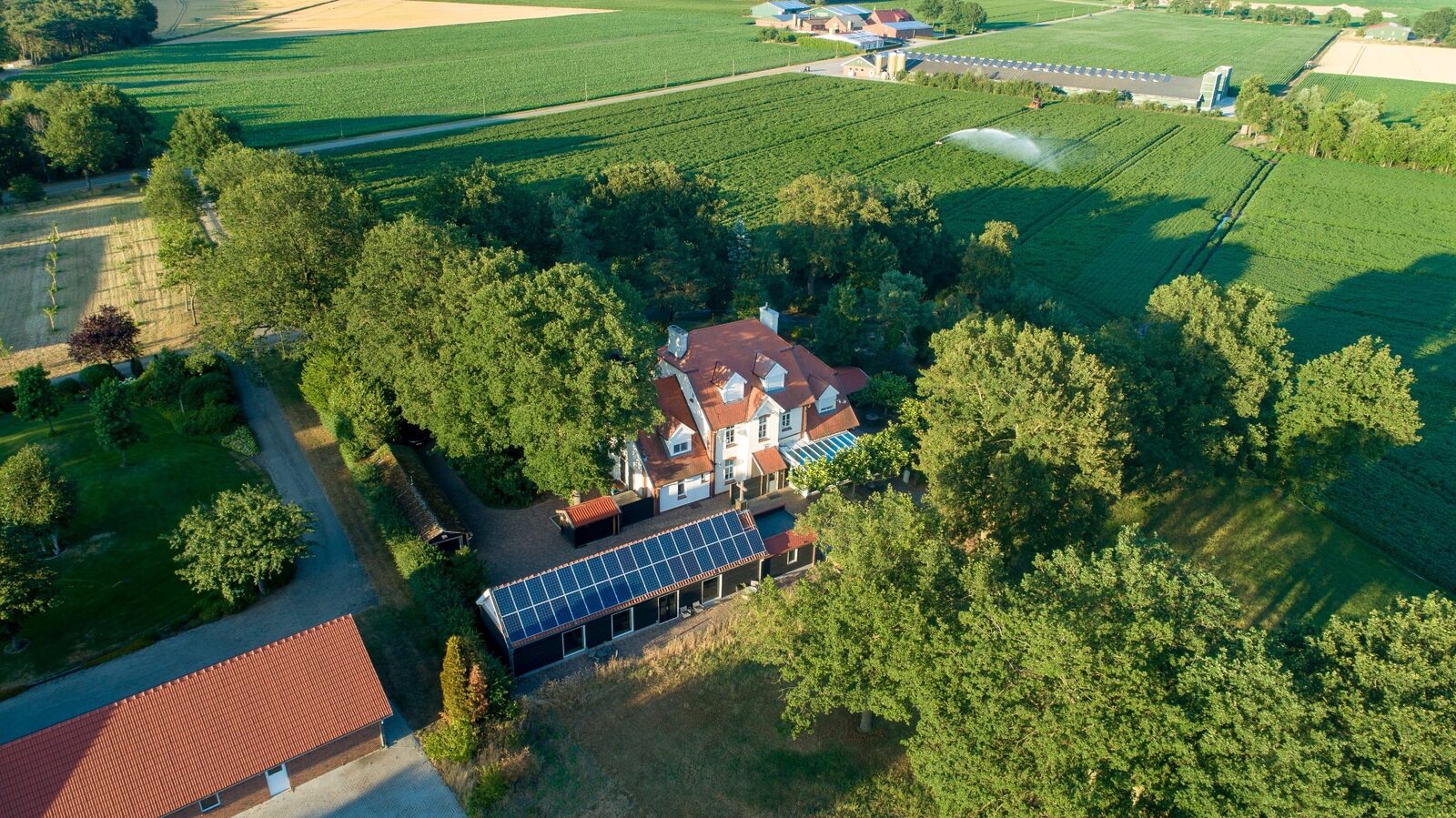 Landhuis Wielen 3 – XXL wellness vakantiehuis met sauna en jacuzzi