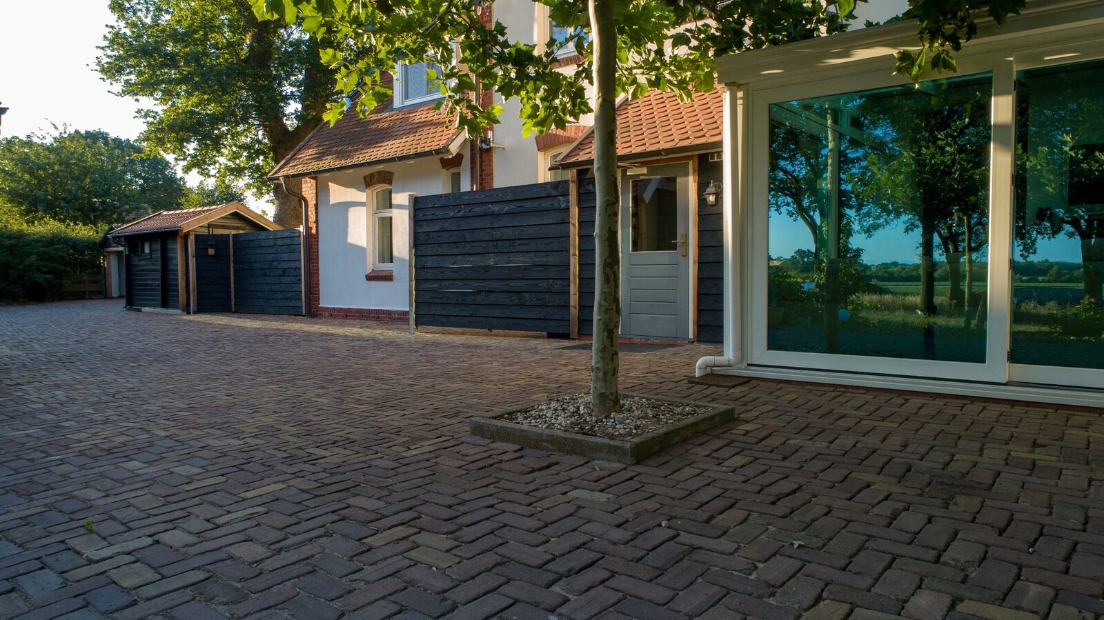 Landhuis Wielen 3 – XXL wellness vakantiehuis met sauna en jacuzzi