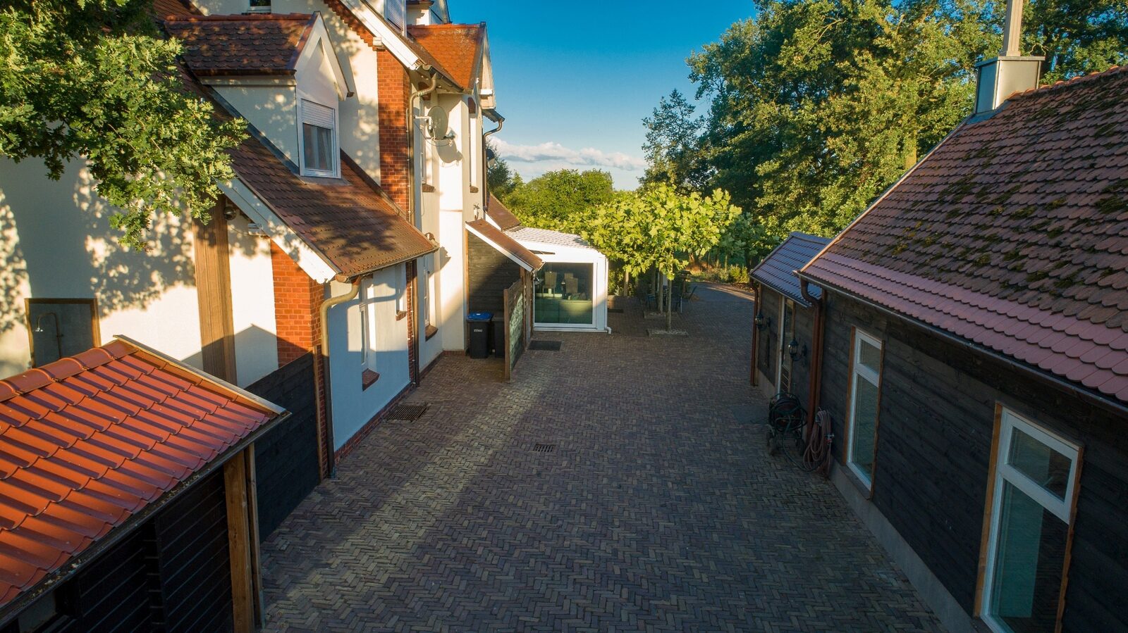 Landhuis Wielen 3 – XXL wellness vakantiehuis met sauna en jacuzzi