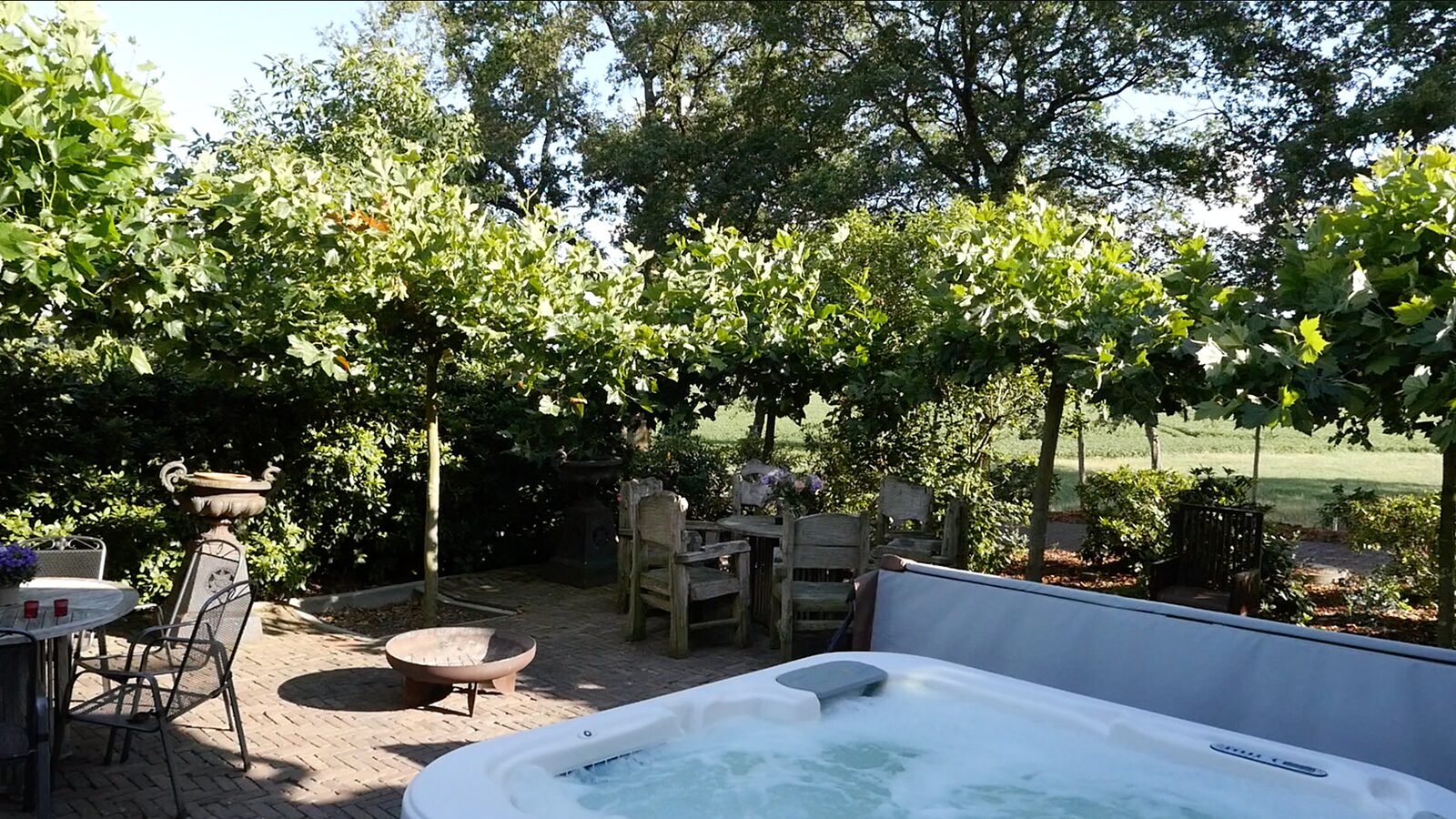 Landhuis Wielen 3 – XXL wellness vakantiehuis met sauna en jacuzzi