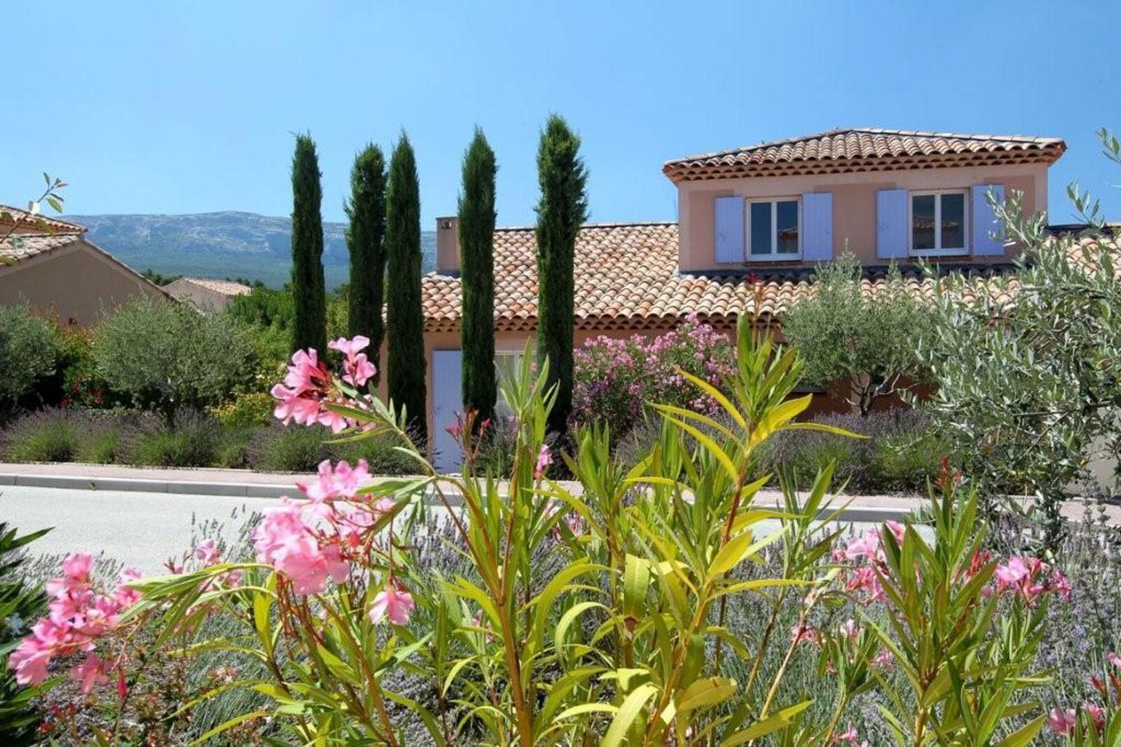 Vakantiepark la Vallée de la Sainte Baume met privézwembad