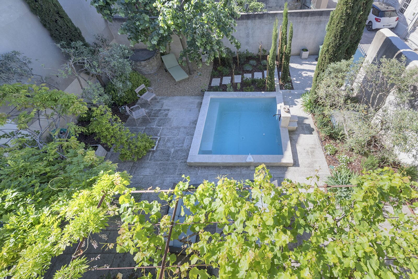 Mas Blanc luxe vakantiehuis in Provenҫaals dorp