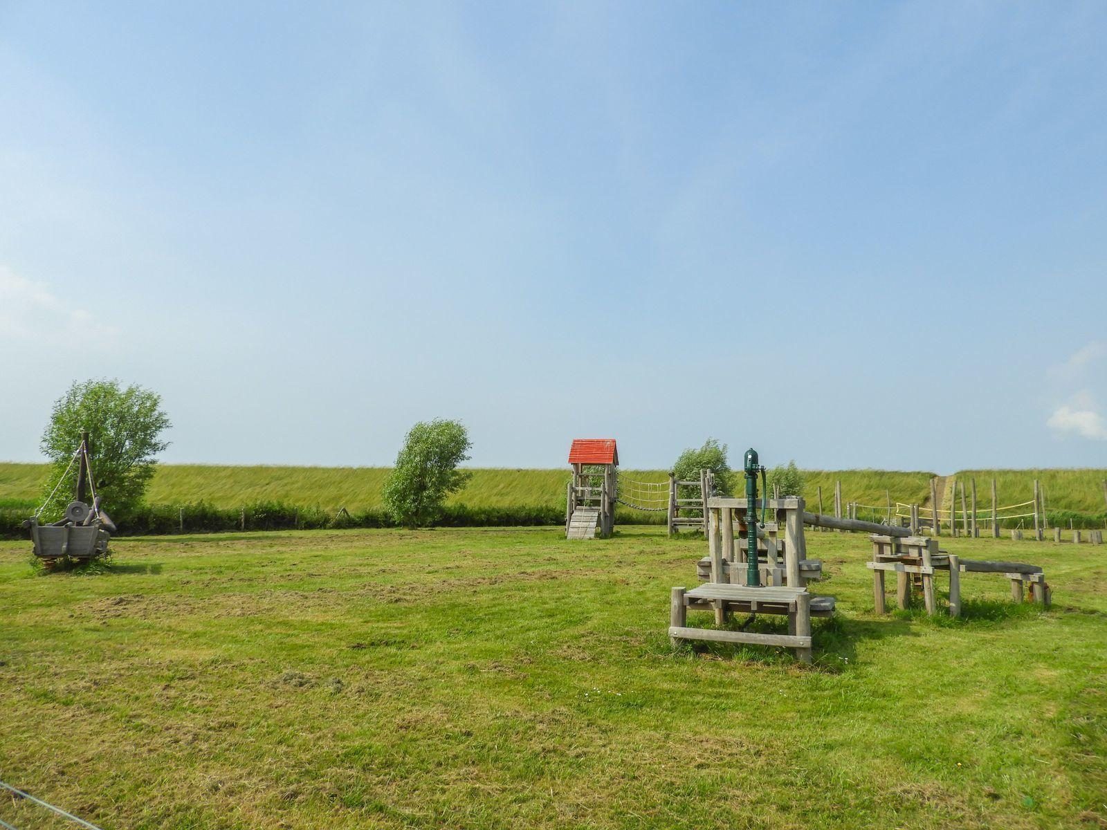 VZ151 vakantiewoning met Zwembad Colijnsplaat