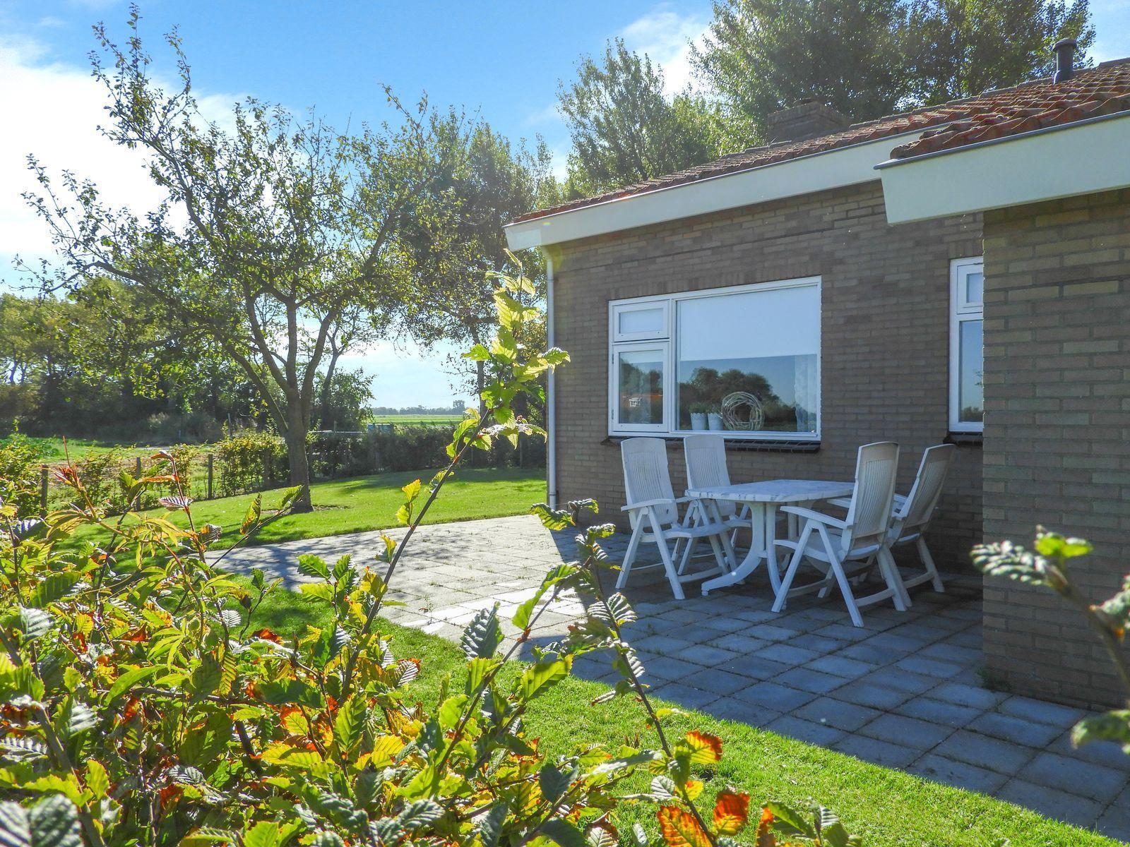 VZ557 Vakantiebungalow Vrouwenpolder