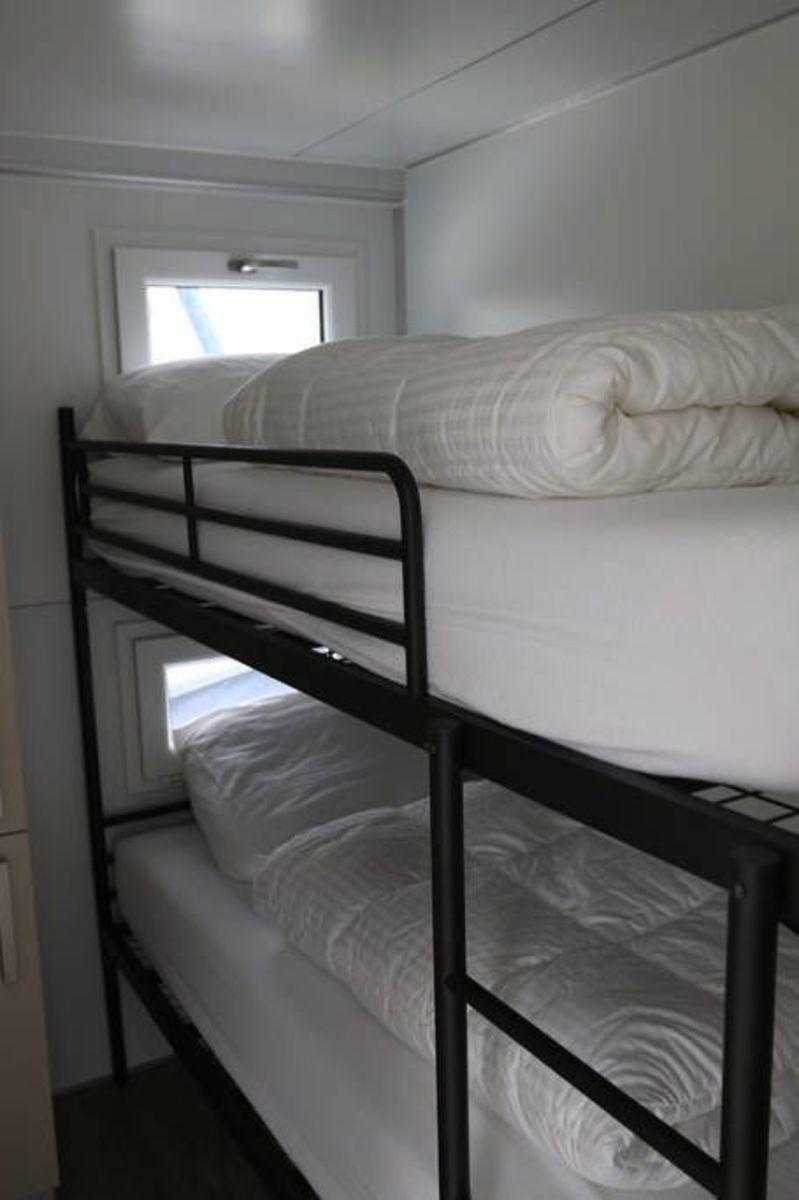 Wallpaper Harbor Lodges Marina Parcs For iPhone Free